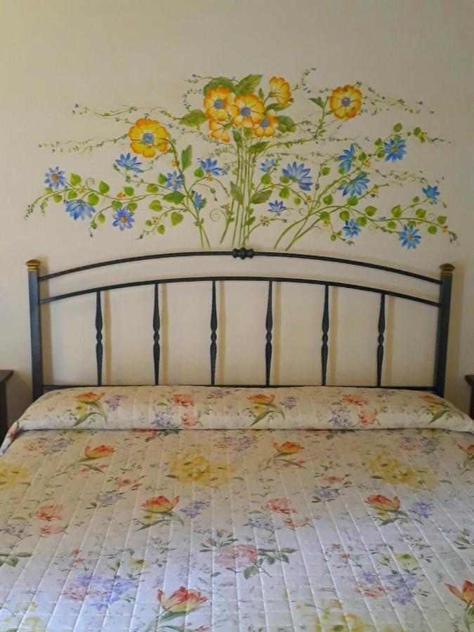 Agriturismo La Baroncella 몬테메라노 외부 사진